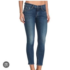 Rag & Bone Capri size 25. Color: Sonoma